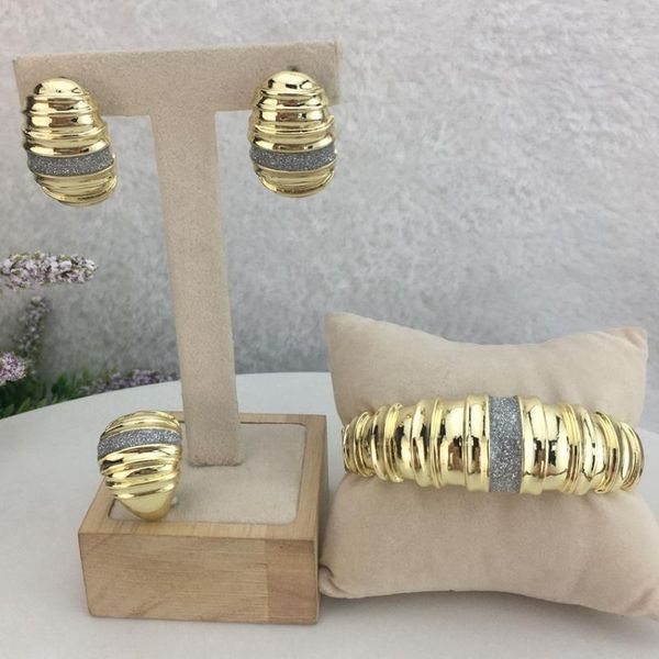 Earrings & Necklace Mejewelry Est Design Dubai Gold Jewelry Set High Quality Big Bangles Luxury Banquet, Silver
Earrings & Necklace Mejewelry Est Design Dubai Gold Jewelry Set High Quality Big Bangles Luxury Banquet, Silver