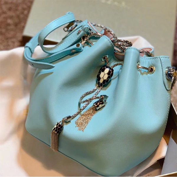 snake head chain bag female crossbody 2021 spring and summer new ins super popular sequin bucket bag genuine leather portable bi
snake head chain bag female crossbody 2021 spring and summer new ins super popular sequin bucket bag genuine leather portable bi