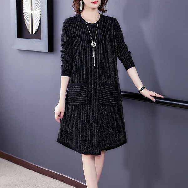 casual dresses 2021 autumn winter knitted geometri women office sweater dress female black stripe elegant warm loose o-neck, Black;gray
casual dresses 2021 autumn winter knitted geometri women office sweater dress female black stripe elegant warm loose o-neck, Black;gray