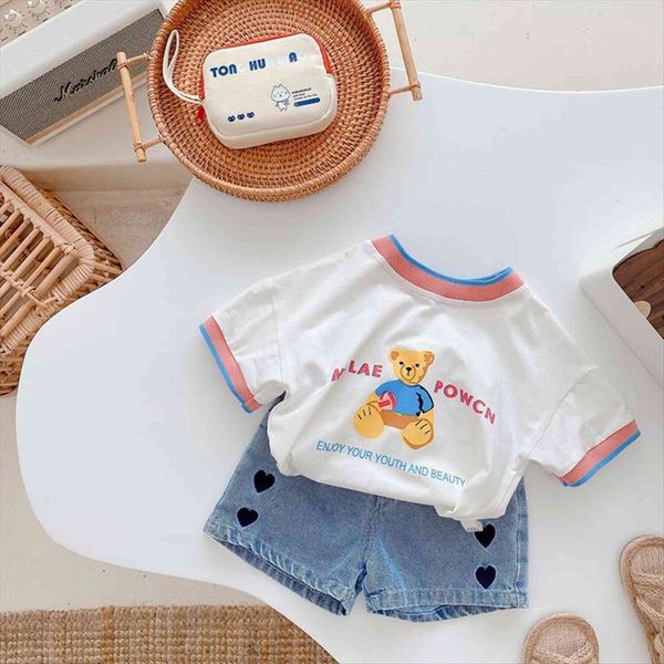 summer kids suit bear print shirt and love denim shorts 2pcs casual girls set, White
summer kids suit bear print shirt and love denim shorts 2pcs casual girls set, White