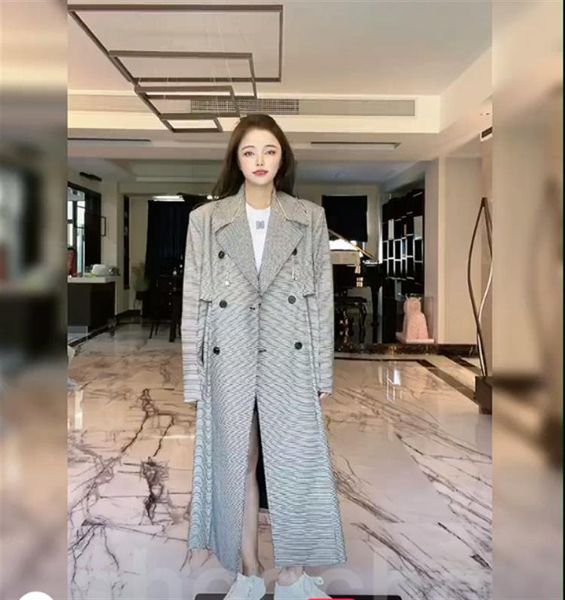 women's wool & blends 21 early autumn qianniao grid hollow out design long coat fashion classic pattern suit collar women, Black
women's wool & blends 21 early autumn qianniao grid hollow out design long coat fashion classic pattern suit collar women, Black