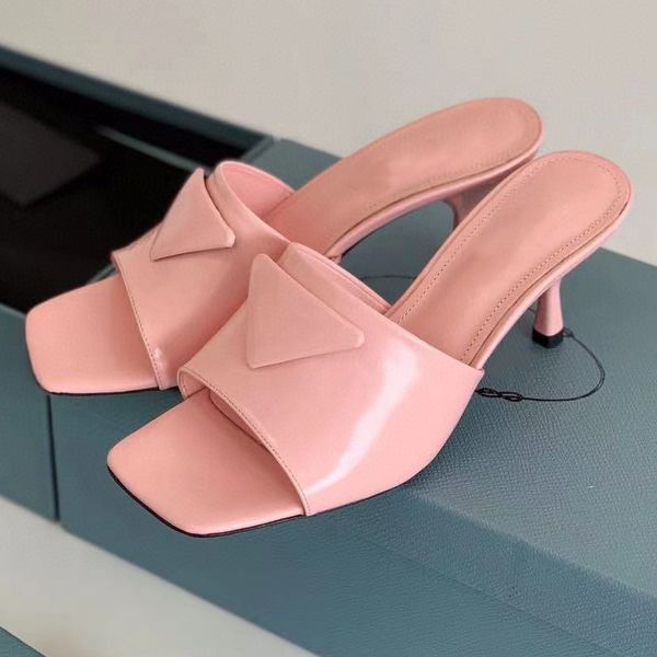 new arrived genuine leather chunky high heel slippers ladies summer england style fashion shoes femal good quality kitten outdoor slippers, Black
new arrived genuine leather chunky high heel slippers ladies summer england style fashion shoes femal good quality kitten outdoor slippers, Black