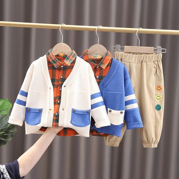 clothing sets boys' 3-piece plaid shirt cardigan and pant in spring 2021, White
clothing sets boys' 3-piece plaid shirt cardigan and pant in spring 2021, White
