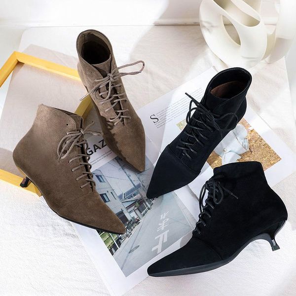 boots 2021 women's brand design booties flock pointed toe small high heels lace-up ankle solid rubber black shoes
boots 2021 women's brand design booties flock pointed toe small high heels lace-up ankle solid rubber black shoes