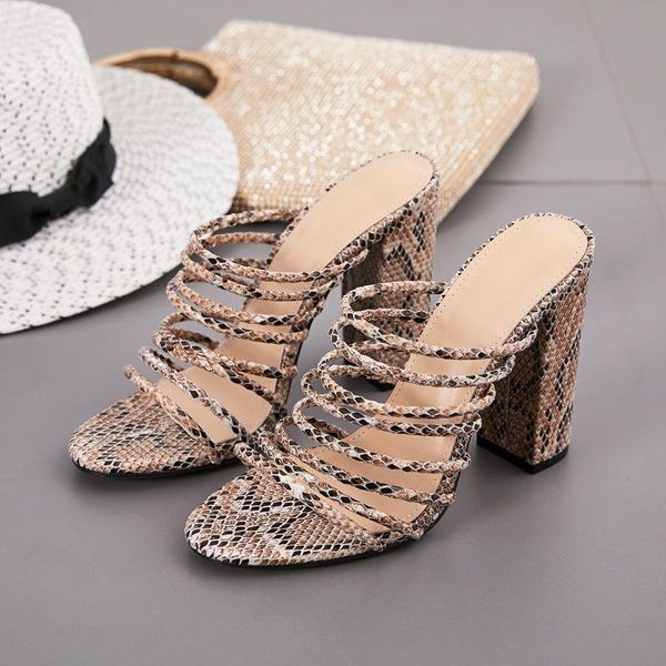 female shoes med slippers heels slides big size square heel 2021 high soft block basic pu fabric plastic rubber rome hoof, Black
female shoes med slippers heels slides big size square heel 2021 high soft block basic pu fabric plastic rubber rome hoof, Black