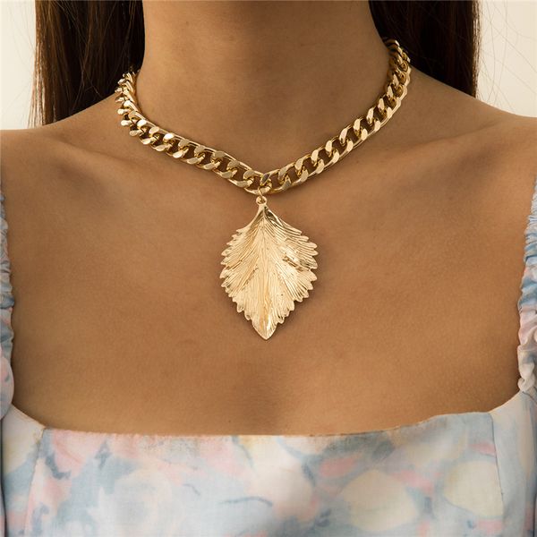 european fashion metal chain leaf necklaces hip hop single clavicle thick pendant necklace women lady punk large leaves chains jewelry acces, Silver
european fashion metal chain leaf necklaces hip hop single clavicle thick pendant necklace women lady punk large leaves chains jewelry acces, Silver