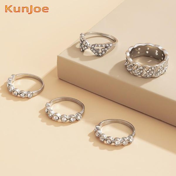 kunjoe 5pcs/set luxury wedding rings set bridal women engagement simple rhinestone geometric jewelry finger accessories, Slivery;golden
kunjoe 5pcs/set luxury wedding rings set bridal women engagement simple rhinestone geometric jewelry finger accessories, Slivery;golden