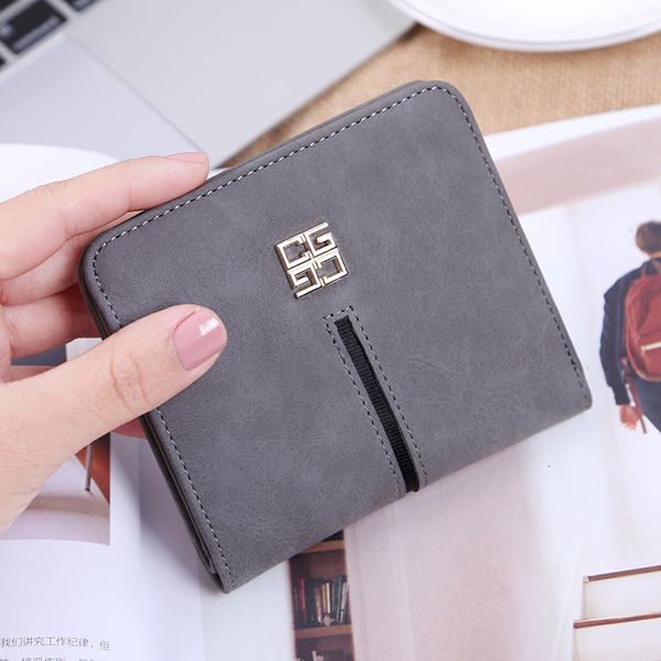 wallet 2021 buckle women's short korean version zero multi-function card bag holding label, Red;black
wallet 2021 buckle women's short korean version zero multi-function card bag holding label, Red;black