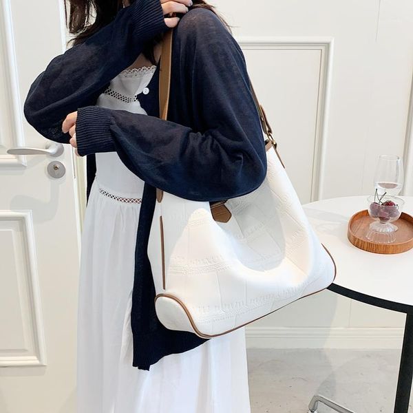 evening bags daily purse handbag dress bag women's totes simple shopping casual women' fashion underarm shoulder
evening bags daily purse handbag dress bag women's totes simple shopping casual women' fashion underarm shoulder