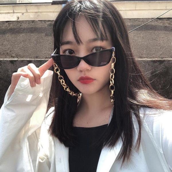 chains fashion street button glasses chain plays the role of simple geometric elliptical chain, female personality, Silver
chains fashion street button glasses chain plays the role of simple geometric elliptical chain, female personality, Silver