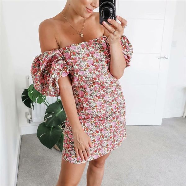 shinysweety 2021 will see chic woman square turtleneck print mini elegant girly puff manga beach ladies french dress, Black;gray
shinysweety 2021 will see chic woman square turtleneck print mini elegant girly puff manga beach ladies french dress, Black;gray