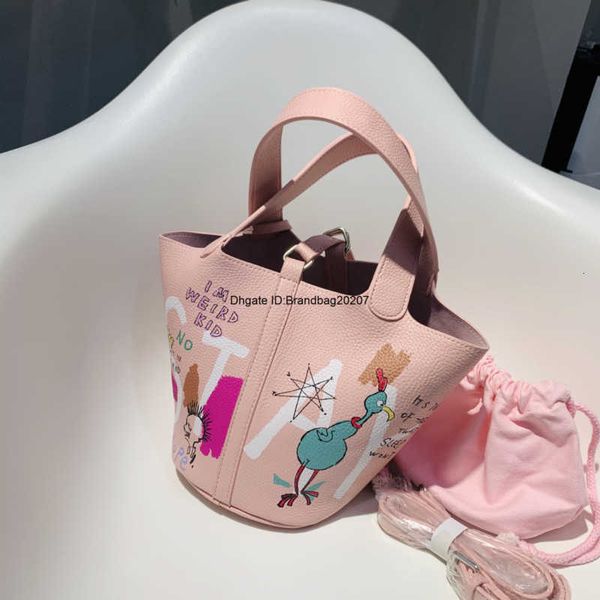 brand new bag pink bucket ladies fashion designer graffiti vegetable basket mother bag youth personality trend wild diagonal female bag 665
brand new bag pink bucket ladies fashion designer graffiti vegetable basket mother bag youth personality trend wild diagonal female bag 665