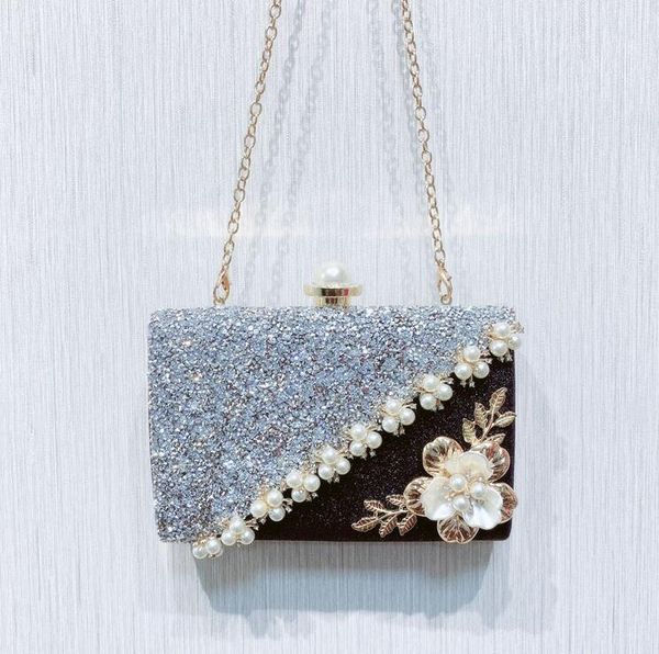 lady's black and white color matching rhinestone handbag satin evening bags fashion luxury solid hasp for women celebrities
lady's black and white color matching rhinestone handbag satin evening bags fashion luxury solid hasp for women celebrities