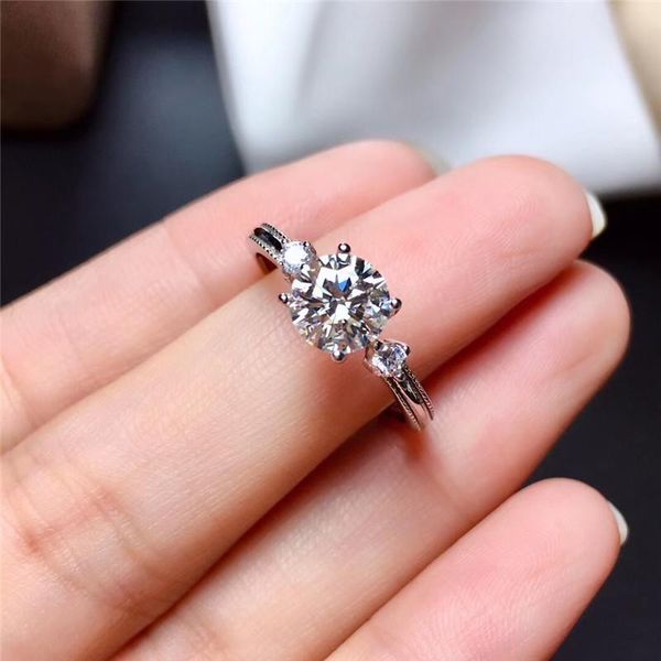 cluster rings leechee moissanite ring for women birthday gift 1ct vvs1 6.5mm lab diamond with certificate real 925 solid sterling sliver, Golden;silver
cluster rings leechee moissanite ring for women birthday gift 1ct vvs1 6.5mm lab diamond with certificate real 925 solid sterling sliver, Golden;silver