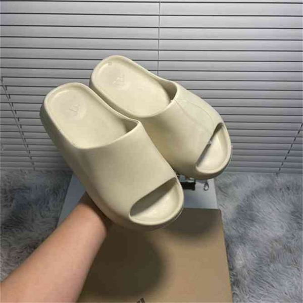 fashion brand slippers foam men super great quality runner outdoor basketball football soccer sneakers sports sandal leisure gift summer par, Black
fashion brand slippers foam men super great quality runner outdoor basketball football soccer sneakers sports sandal leisure gift summer par, Black