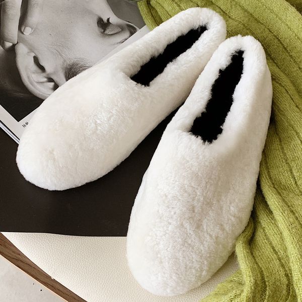 slipper natural superior quality sheepskin slippers girly indoor winter warm wool at home round classic lady shoes aplx, Black
slipper natural superior quality sheepskin slippers girly indoor winter warm wool at home round classic lady shoes aplx, Black