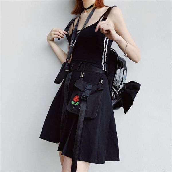 summer style korean black high waist tooling pocket rose embroidery a-line pleated skirt female skirts
summer style korean black high waist tooling pocket rose embroidery a-line pleated skirt female skirts