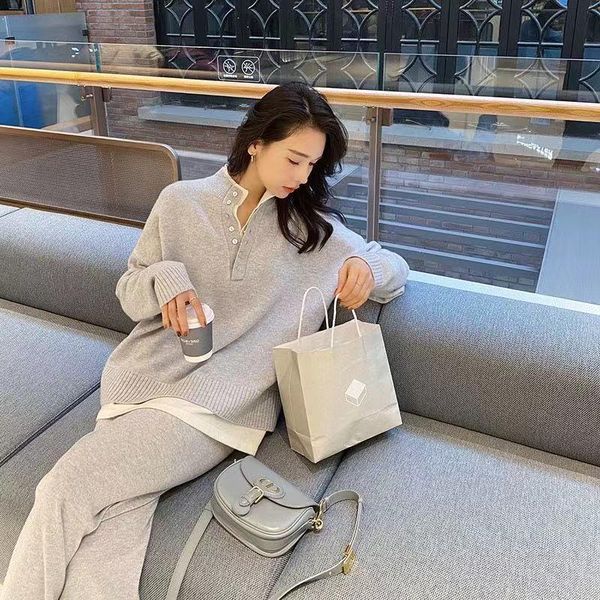 women's two piece pants autumn knitted suit solid sportswear two-piece set casual stand collar pullover sweater wide leg female outfit, White
women's two piece pants autumn knitted suit solid sportswear two-piece set casual stand collar pullover sweater wide leg female outfit, White