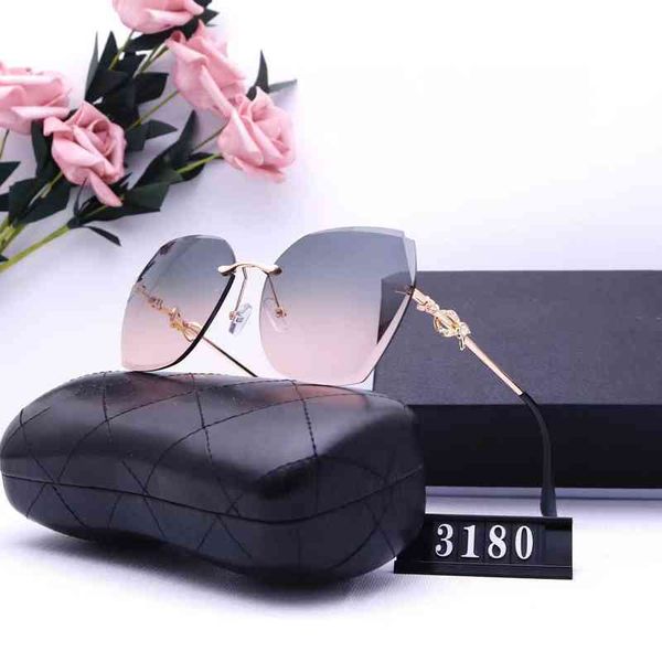 vintage new sunglasses men's and women's street shooting sunglasses travel fashion glasses 3180 glasses_outlete0nr, White;black
vintage new sunglasses men's and women's street shooting sunglasses travel fashion glasses 3180 glasses_outlete0nr, White;black