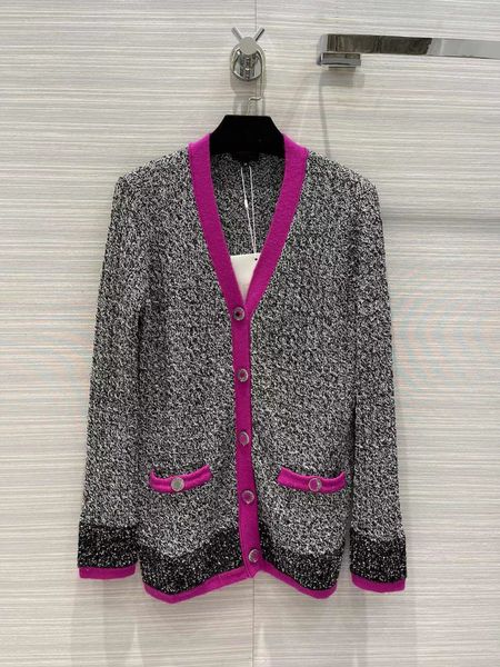 milan runway sweaters 2021 autumn winter long sleeves v neck women's coats high end jacquard cardigan women designer sweater 1020-7, White;black
milan runway sweaters 2021 autumn winter long sleeves v neck women's coats high end jacquard cardigan women designer sweater 1020-7, White;black
