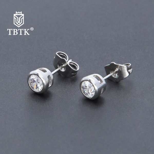 stud tbtk flower pattern round earrings paved big zircon stone piercing simple style silver earring jewelry man, Golden;silver
stud tbtk flower pattern round earrings paved big zircon stone piercing simple style silver earring jewelry man, Golden;silver