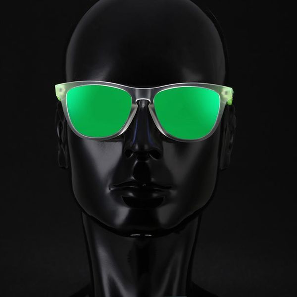 trend setting tr90 men sunglasses polarized wide range colors sun glasses sport frame with collection box, White;black
trend setting tr90 men sunglasses polarized wide range colors sun glasses sport frame with collection box, White;black