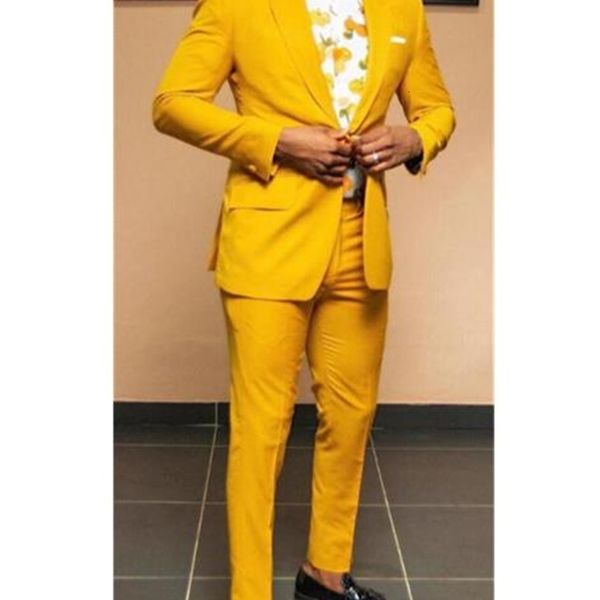 men's suits & blazers the latest male yellow design fine suit groom's formal tuxedo custom-made polyester prom two pieces (jacket, White;black
men's suits & blazers the latest male yellow design fine suit groom's formal tuxedo custom-made polyester prom two pieces (jacket, White;black