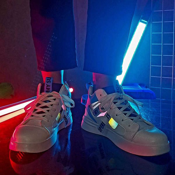 mens running shoes2020 autumn new trend gradient reflective dazzle color middle fashion net red same men's casual shoes traniers sneake
mens running shoes2020 autumn new trend gradient reflective dazzle color middle fashion net red same men's casual shoes traniers sneake