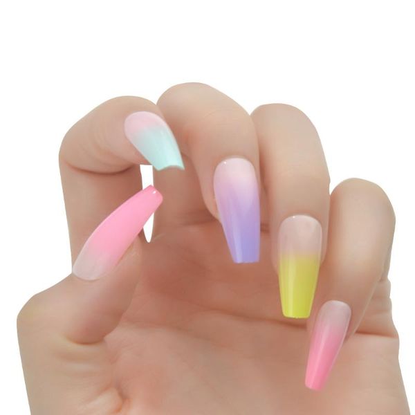 false nails wearing armor long ballet manicure piece gradually finished product, Red;gold
false nails wearing armor long ballet manicure piece gradually finished product, Red;gold