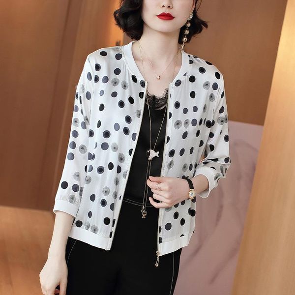 chiffon long-sleeved jacket women's spring summer thin bomber korean plus size uv protection short sunscreen clothing jackets, Black;brown
chiffon long-sleeved jacket women's spring summer thin bomber korean plus size uv protection short sunscreen clothing jackets, Black;brown