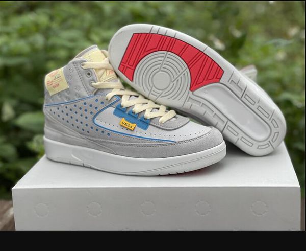 2 grey fog mens basketball shoes 2s siren red-light smoke grey womens outdoor sneakers sports dn3802-001 with original box size :7-13
2 grey fog mens basketball shoes 2s siren red-light smoke grey womens outdoor sneakers sports dn3802-001 with original box size :7-13
