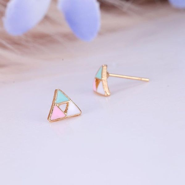 earring woman triangle stud earrings women geometric jewelry ladies fashion european colorful trendy alloy sweet brincos, Golden;silver
earring woman triangle stud earrings women geometric jewelry ladies fashion european colorful trendy alloy sweet brincos, Golden;silver