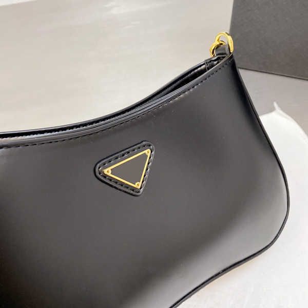louis vutton bagdesigner luxury portable shoulder s women's fashion brand designer's underarm messenger size 26*15cm leather handb
louis vutton bagdesigner luxury portable shoulder s women's fashion brand designer's underarm messenger size 26*15cm leather handb