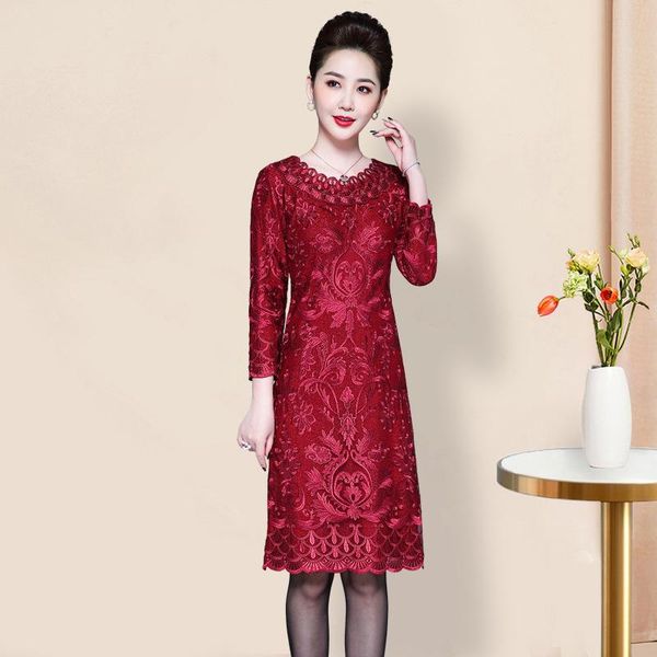 casual dresses women fashion elegant formal dress knee-length plush embroidered clothes wine red color for mother of the bride, Black;gray
casual dresses women fashion elegant formal dress knee-length plush embroidered clothes wine red color for mother of the bride, Black;gray