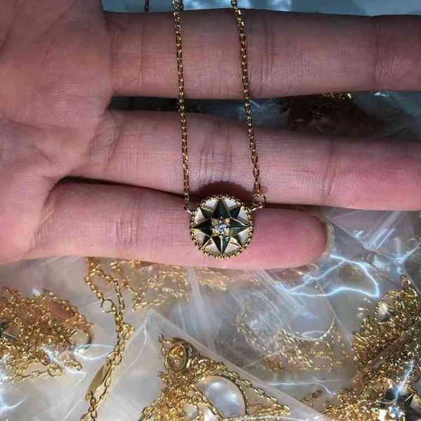 luxury designer fashion necklace dijia six awn star compass bracelet white fritillaria double-sided female simple clavicle chain, Red;brown
luxury designer fashion necklace dijia six awn star compass bracelet white fritillaria double-sided female simple clavicle chain, Red;brown