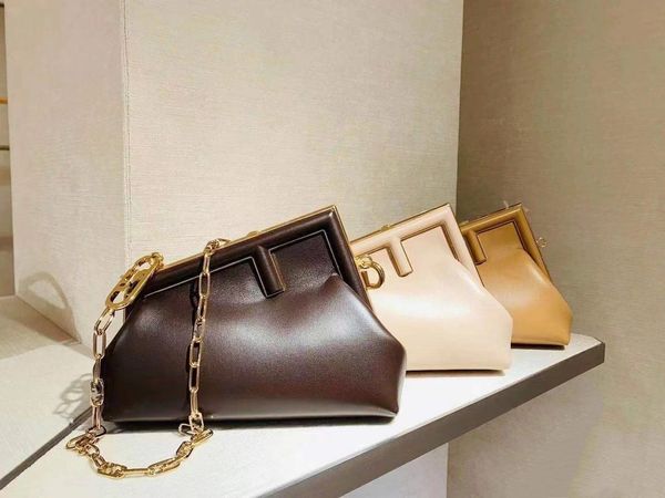 new arrival 2021 f's first one shoulder bag, fashion diagonal women's holding leather clip . fend1-first handbag messenger bags l, Black;red
new arrival 2021 f's first one shoulder bag, fashion diagonal women's holding leather clip . fend1-first handbag messenger bags l, Black;red