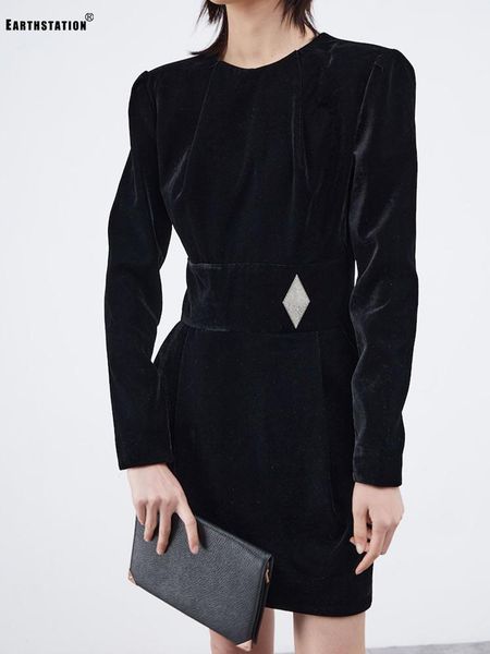 round neck, pullover, waist, stitching, diamond-shaped ornaments, retro velvet dress, ladies' autumn style temperament casual dresses, Black;gray
round neck, pullover, waist, stitching, diamond-shaped ornaments, retro velvet dress, ladies' autumn style temperament casual dresses, Black;gray