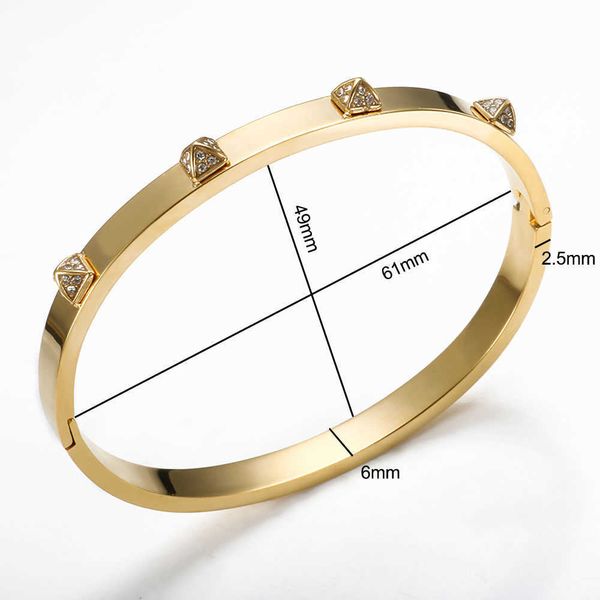 vintage cross crystal rivet stainless steel punk rhinestone bracelet for men women fashion open cuff bangle jewelry bijoux femme q0720, Black
vintage cross crystal rivet stainless steel punk rhinestone bracelet for men women fashion open cuff bangle jewelry bijoux femme q0720, Black