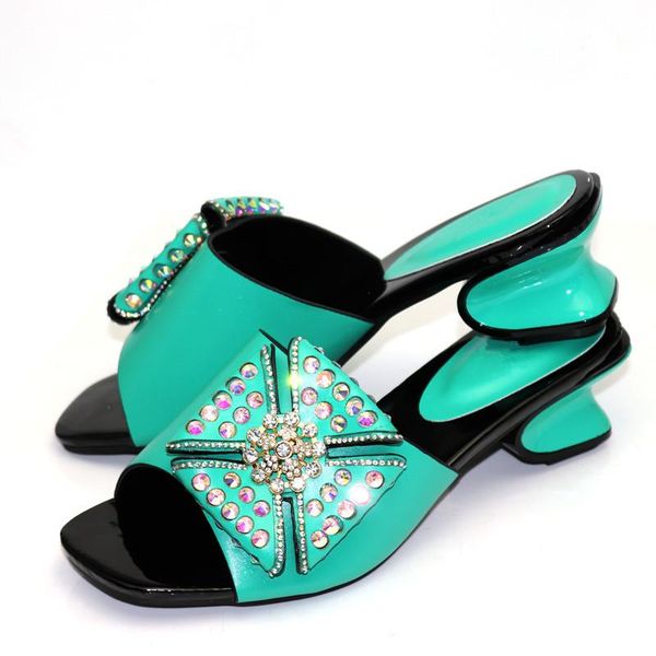 dress shoes african design rhinestone sweet for women applique decoration leisure evening party strang heels, Black
dress shoes african design rhinestone sweet for women applique decoration leisure evening party strang heels, Black