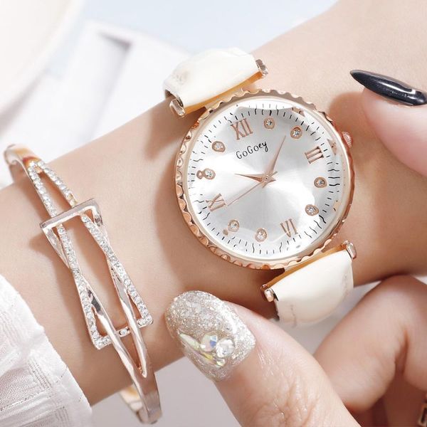 wristwatches gogoey women watch roman numerals ladies leather business clock rose gold fashion zegarek damski luxury brand saat, Slivery;brown
wristwatches gogoey women watch roman numerals ladies leather business clock rose gold fashion zegarek damski luxury brand saat, Slivery;brown