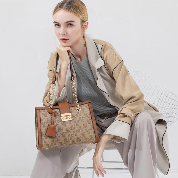 evening bags for woman 2021 fashion all-match printing women's high-quality leather shoulder messenger designer wallet
evening bags for woman 2021 fashion all-match printing women's high-quality leather shoulder messenger designer wallet