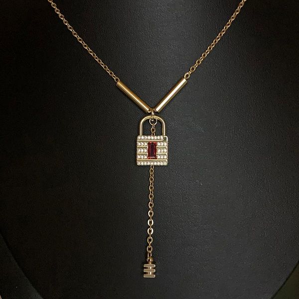 pendant necklaces 2021 fashion lock women necklace gold color cubic zirconia chain for jewelry party gift, Silver
pendant necklaces 2021 fashion lock women necklace gold color cubic zirconia chain for jewelry party gift, Silver