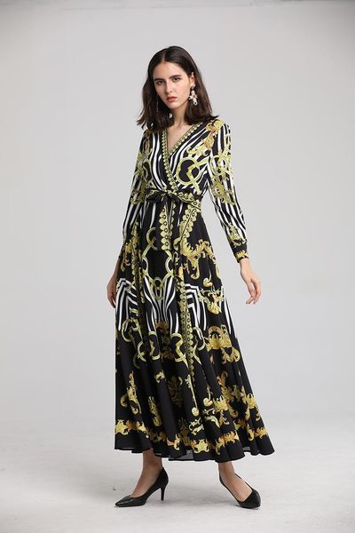 casual dresses women v neck long sleeves dress 2021 spring retro print elegant chic party maxi d824, Black;gray
casual dresses women v neck long sleeves dress 2021 spring retro print elegant chic party maxi d824, Black;gray