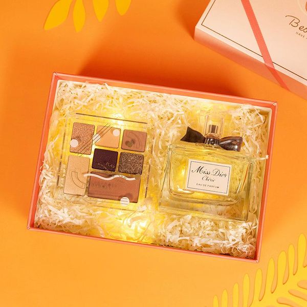 gift wrap 2021 box heaven and earth cover with hand packaging bronzing wedding candy birthday customization
gift wrap 2021 box heaven and earth cover with hand packaging bronzing wedding candy birthday customization