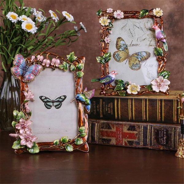 frames light luxury metal po frame creative art carving flowers birds picture northern europe model room living decor
frames light luxury metal po frame creative art carving flowers birds picture northern europe model room living decor