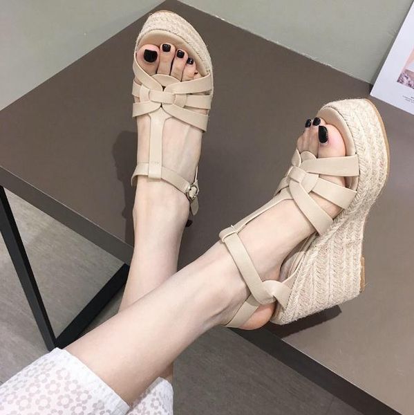 sandals foreign trade large size wedge heel 2021 summer style increased thick-soled roman women's shoes, Black
sandals foreign trade large size wedge heel 2021 summer style increased thick-soled roman women's shoes, Black
