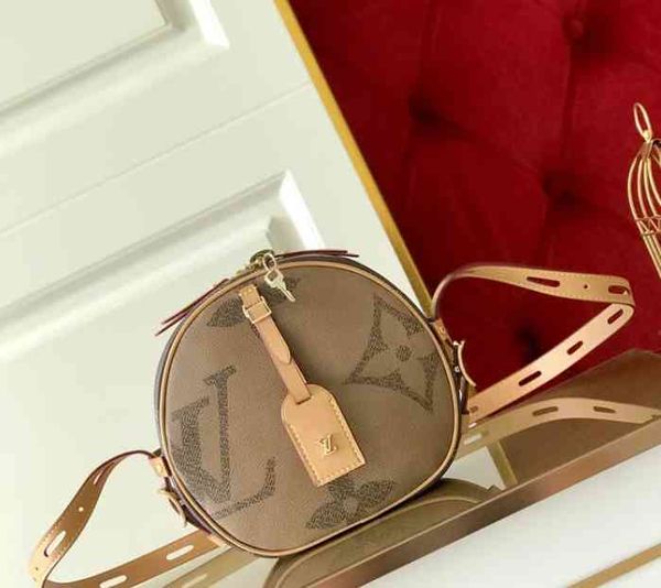 cross handles designer evening luxury bags m52294 bag m44604 big shoulder flower totes boite body chapeau clutches handbags iconic
cross handles designer evening luxury bags m52294 bag m44604 big shoulder flower totes boite body chapeau clutches handbags iconic