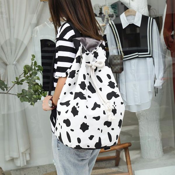 backpack large-capacity female personality drawstring one-shoulder handbag bucket bag style trendy simple autumn and winter
backpack large-capacity female personality drawstring one-shoulder handbag bucket bag style trendy simple autumn and winter