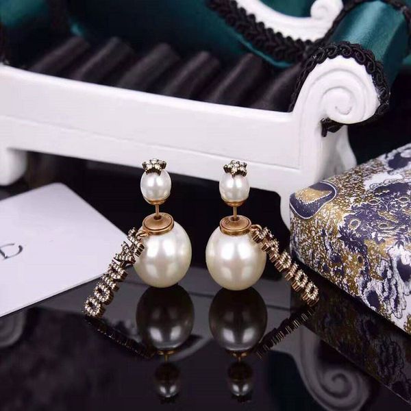 d family fashion simple earrings letter cd five pointed star diamond pearl 925 sier needle female, Golden
d family fashion simple earrings letter cd five pointed star diamond pearl 925 sier needle female, Golden