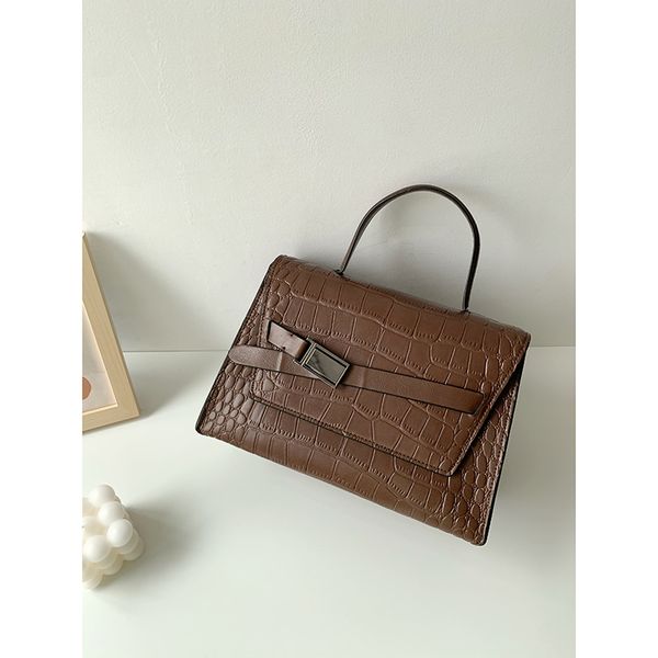 stone 2021 new fashion hand women's large capacity commuting one shoulder messenger bag